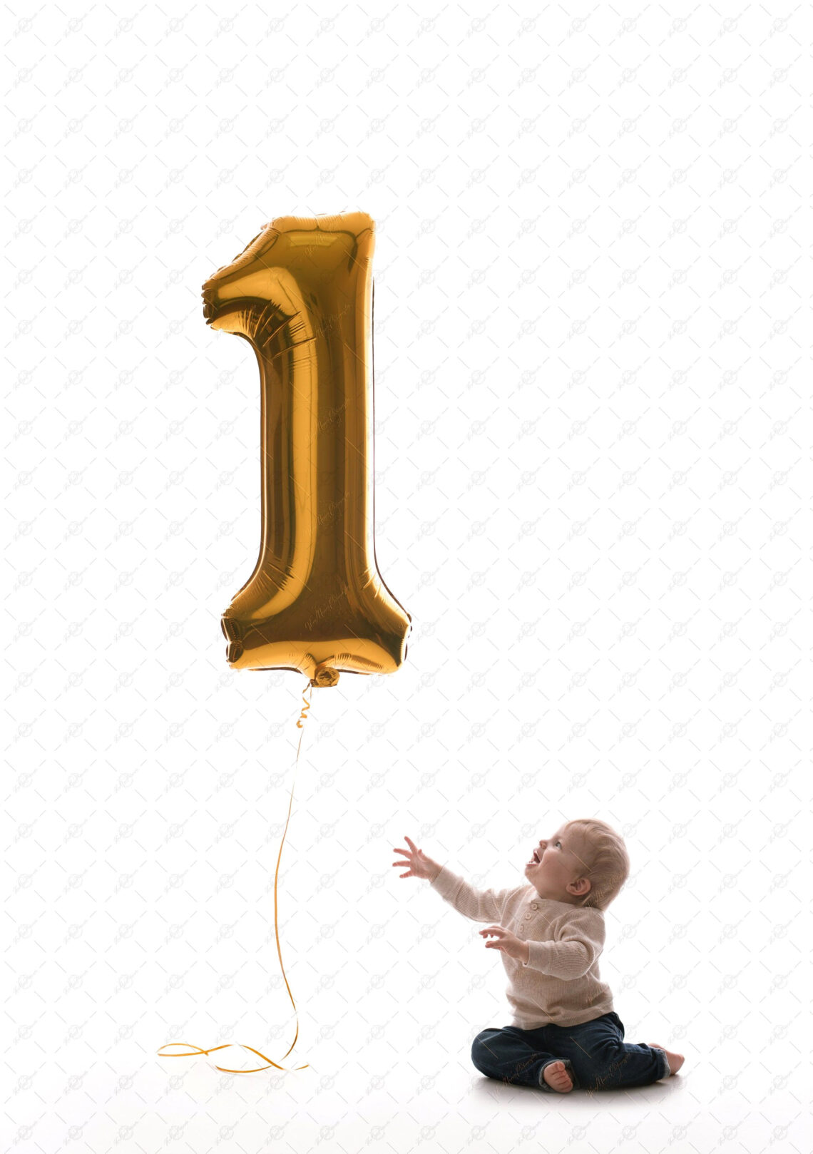 Golden 1st Birthday Smash Cake Photo Shoot