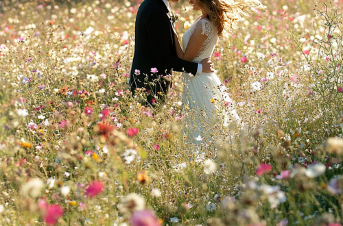 10 Stunning Wildflower Wedding Themes to Steal Your Big Day 10 Stunning Wildflower Wedding Themes to Steal Your Big Day