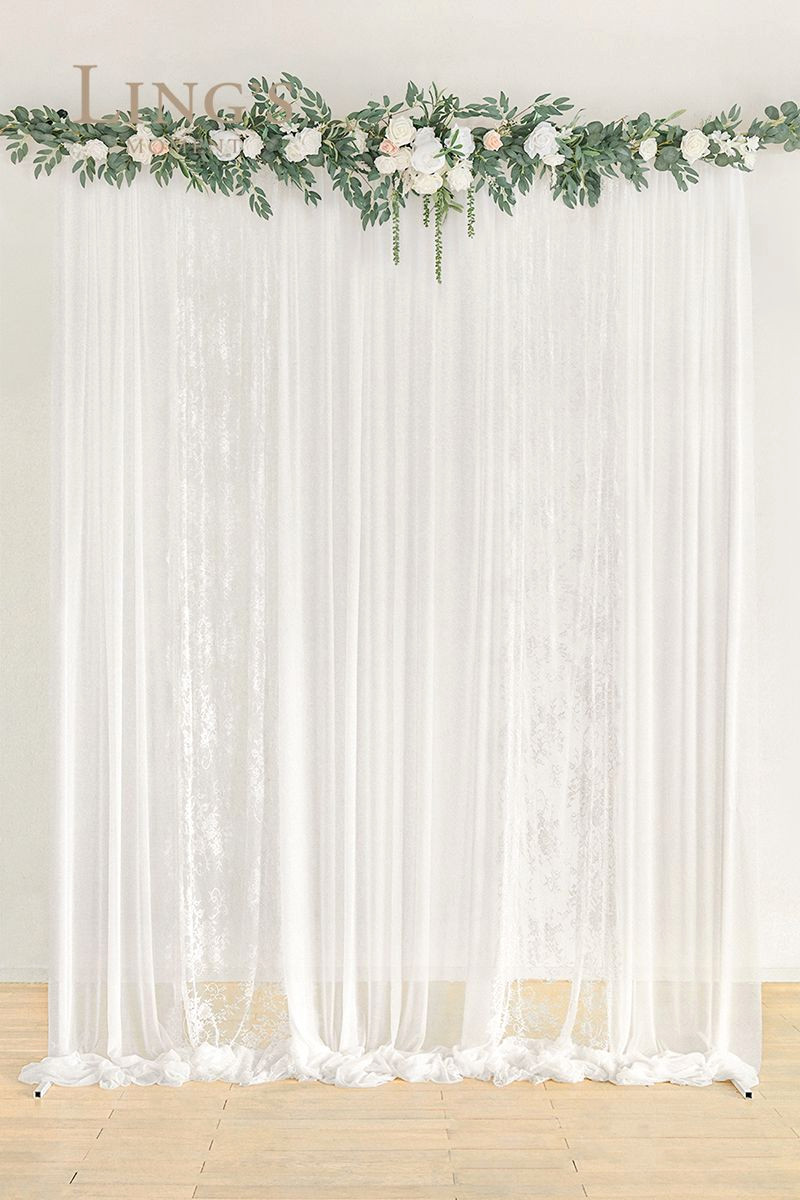 Timeless Elegance: Vintage Lace Wedding Backdrops