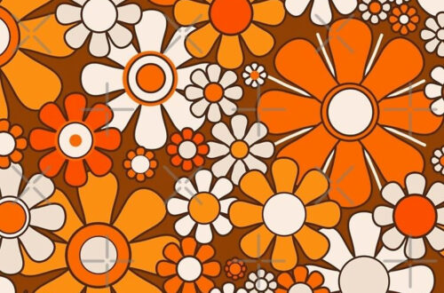 Garden Party Chic: 70s Floral Prints in Sunny Hues Garden Party Chic: 70s Floral Prints in Sunny Hues