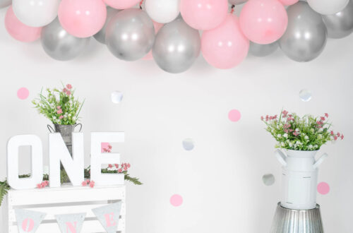 Adorable 1-Year-Old Girl’s Blush-Birthday Bash