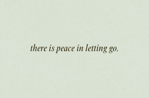 Find Your Peace: Minimalistic Background Wallpaper to Clear Your Mind