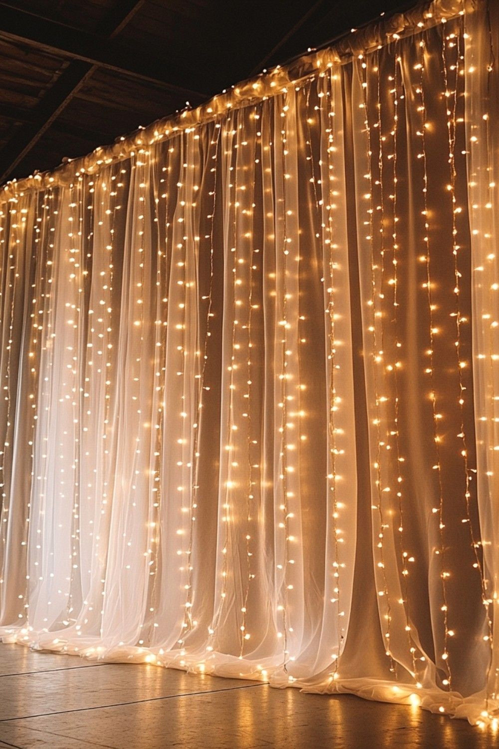 15 Stylish Wedding Photo Booth Ideas to Capture Magic