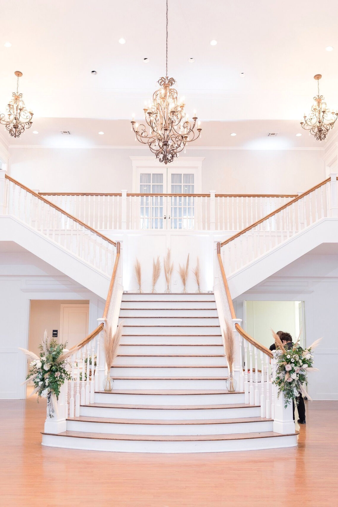 Dreamy Outdoor Wedding at Kendall Point