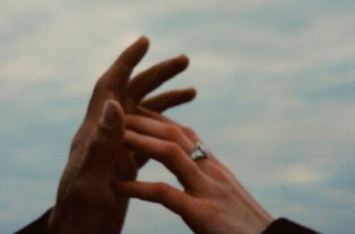 Epic Love Quotes on Wallpaper