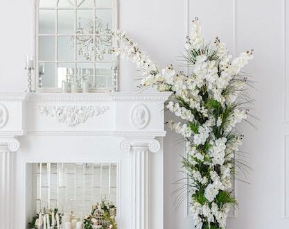 ‘Elegant Guest Room Retreat: Royal Chic Haven with Green Oasis & Warm Fireplace’