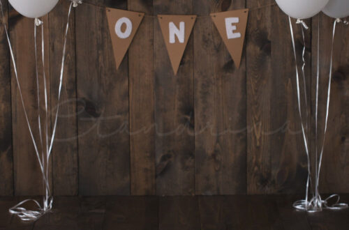 Wooden Wonder 1st Birthday Backdrop