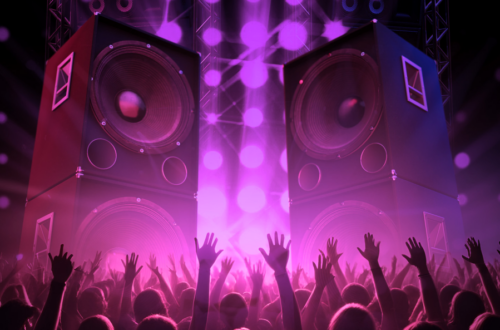 Maximalist Vibes: Your Epic Sunday Party Playlist