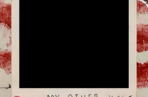 Love at Home: Cozy Couples Wallpaper Ideas