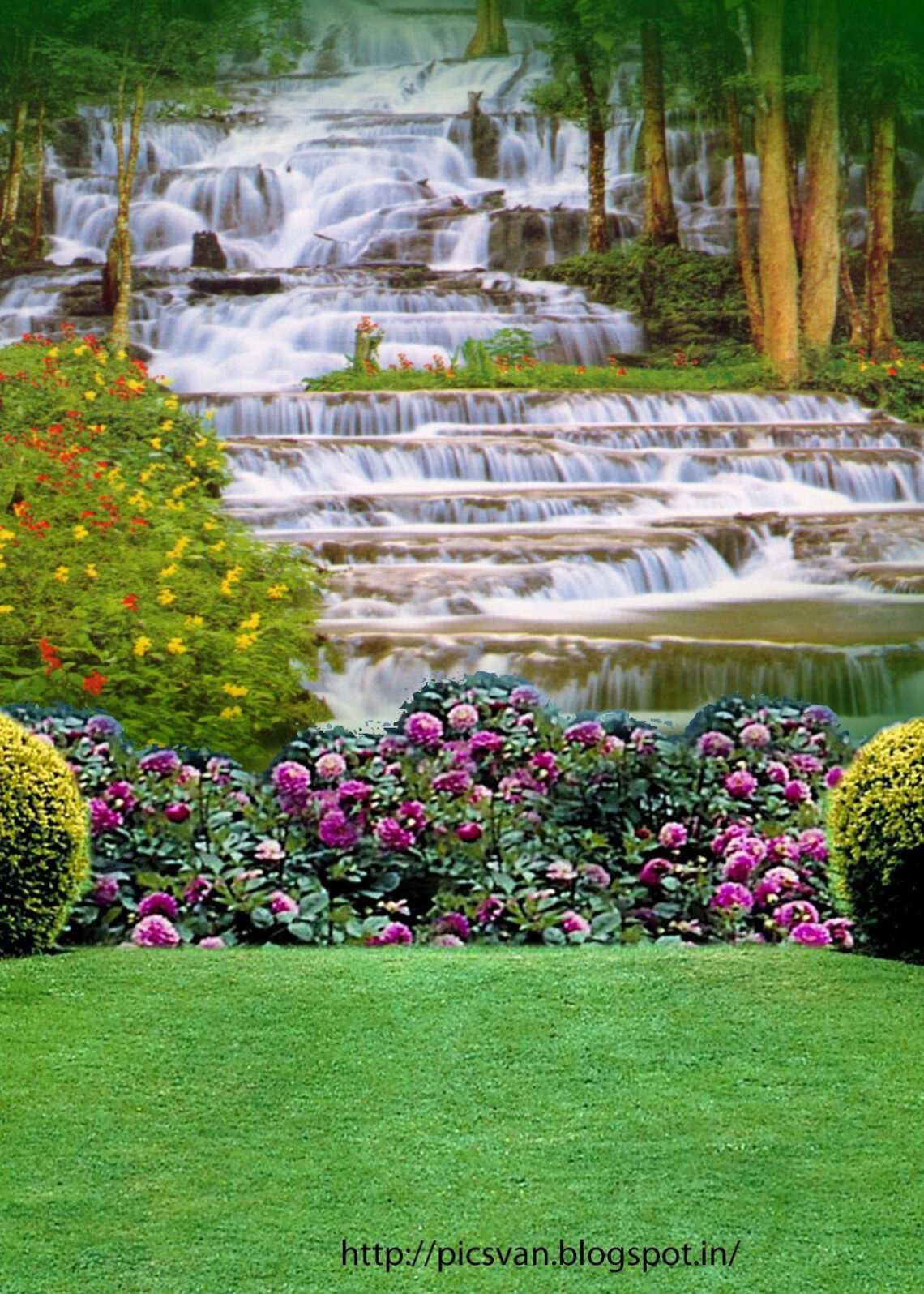 High-Res Photoshop Backgrounds & Templates for Free!